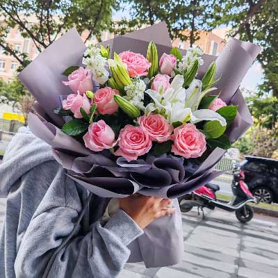 莆田11朵戴安娜粉玫瑰百合，与你一起追逐梦想